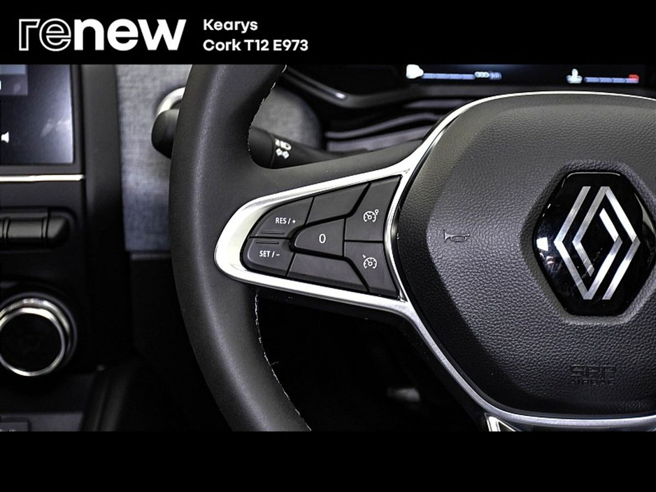 2025 Renault Clio - image 15