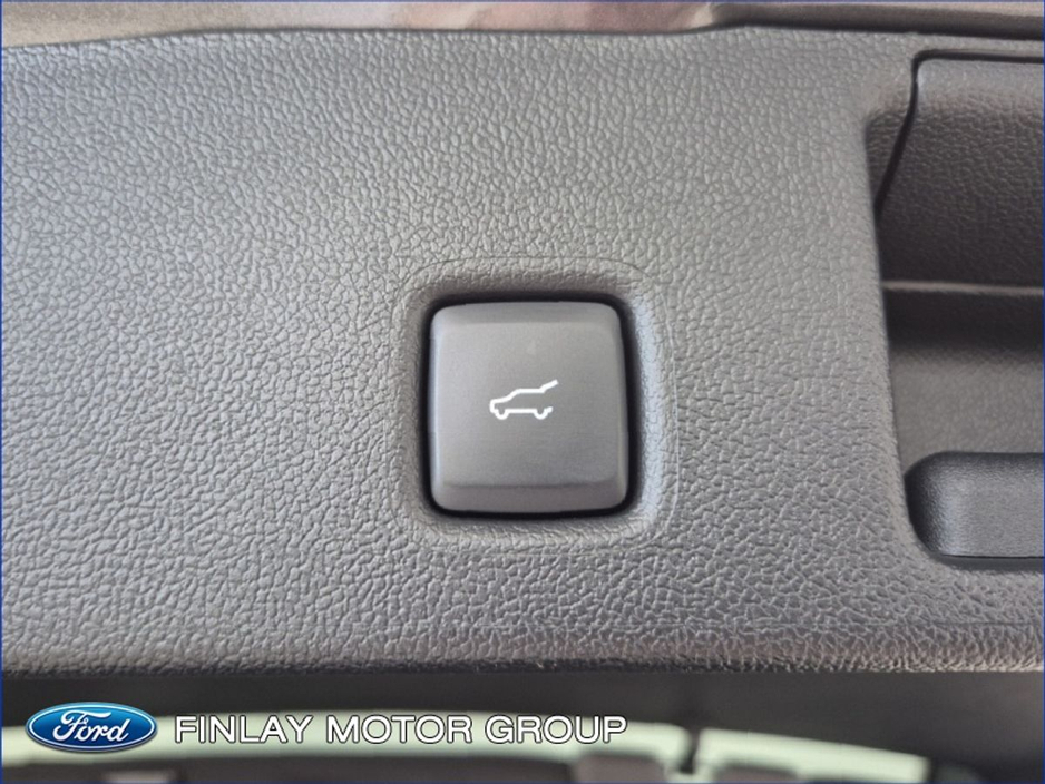 2026 Ford Kuga - image 23