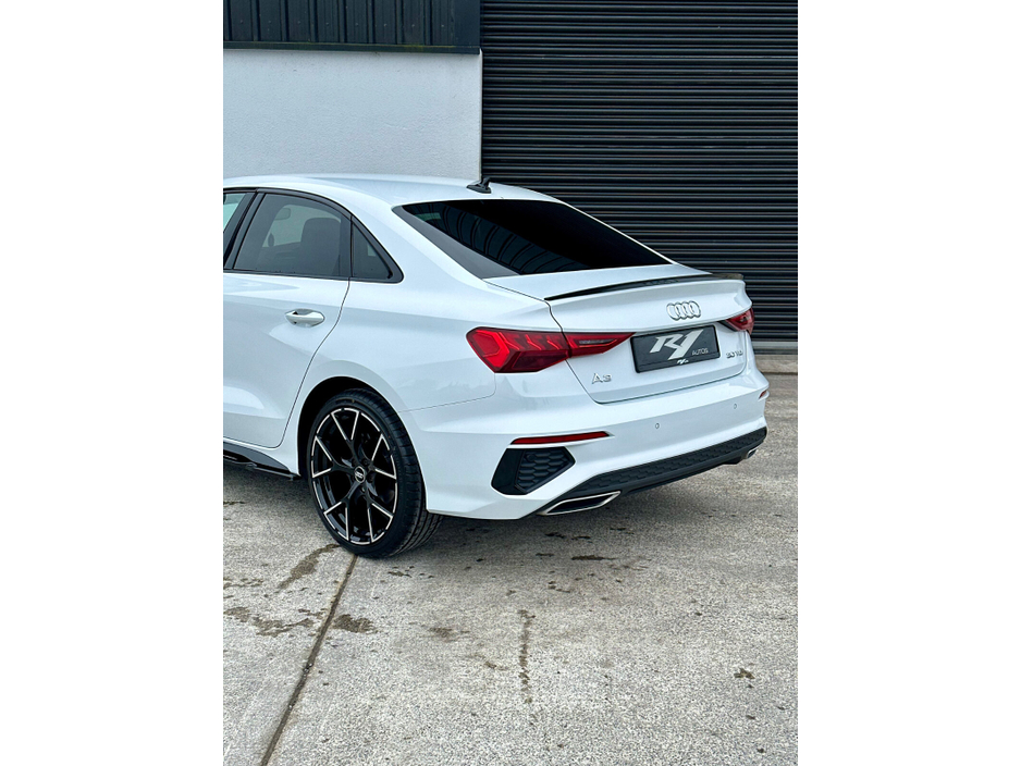 2021 Audi A3  €34,995