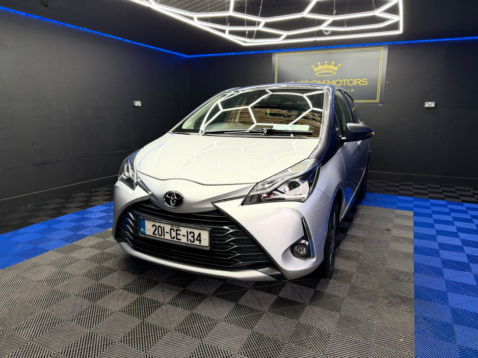2020 Toyota Yaris - image 5