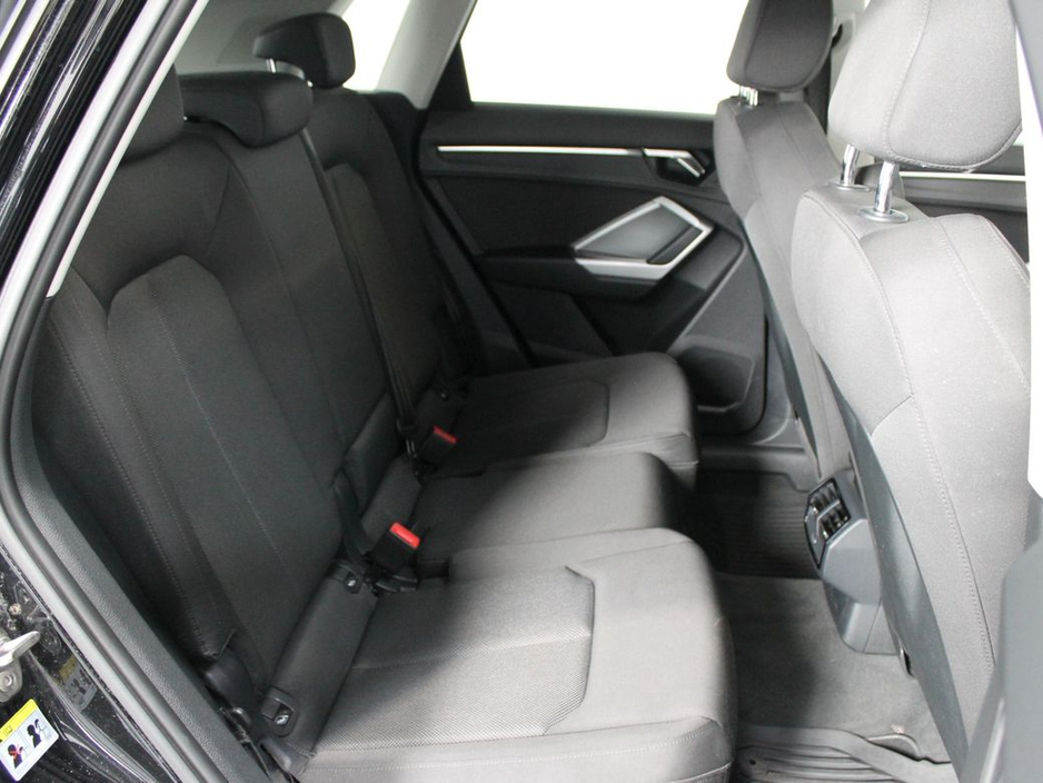 2019 Audi Q3 - image 13