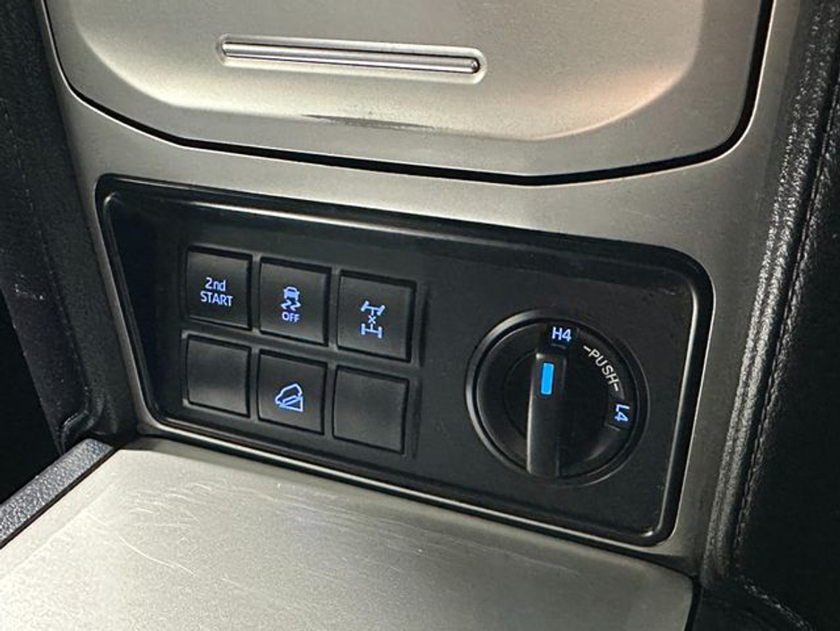 2021 Toyota Landcruiser Automatic 2.8 D4D LWB Commercial €38,500