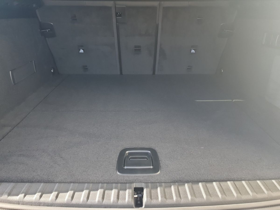 2026 BMW iX - image 13