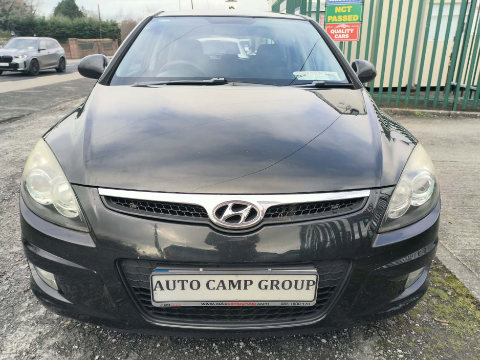 2009 Hyundai i30 - image 2