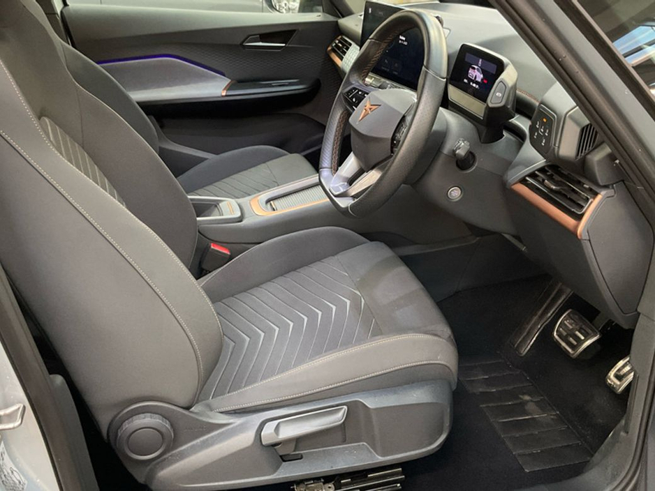 2023 Cupra Born 58KWH // VERY LOW MILEAGE // 360 PARKING AID // APPLE CARPLAY/ANDROID AUTO €24,900