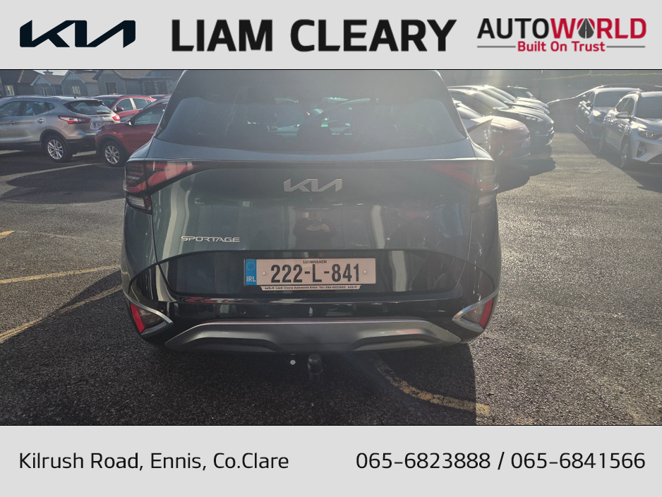 2022 Kia Sportage - image 3