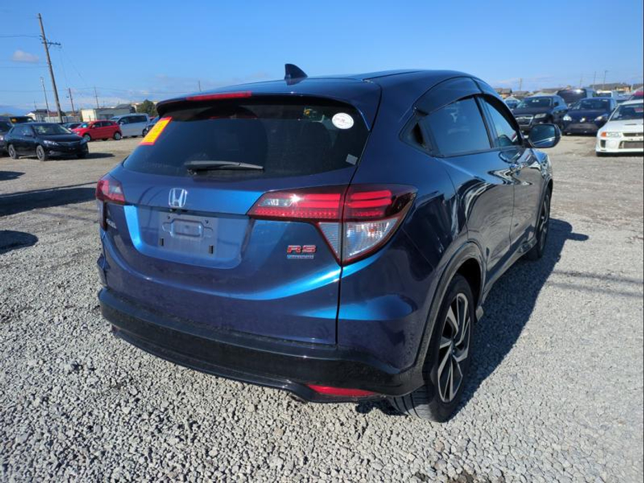 2016 Honda Vezel - image 4