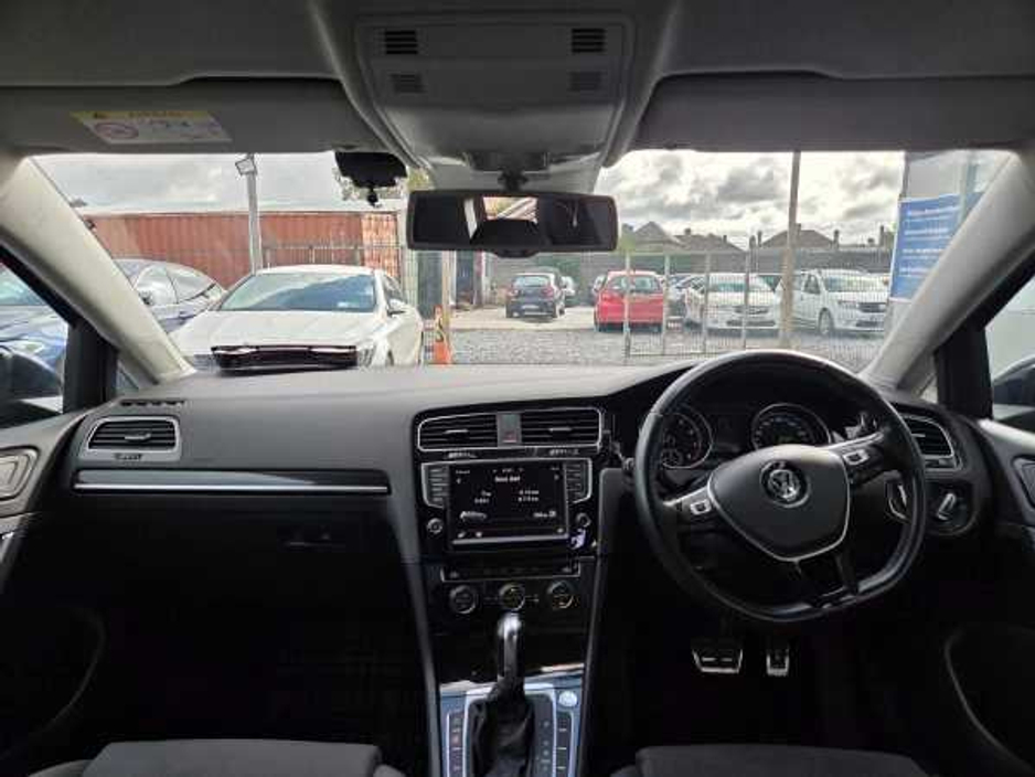 2015 Volkswagen Golf 1.4 TSI Highline €14,450