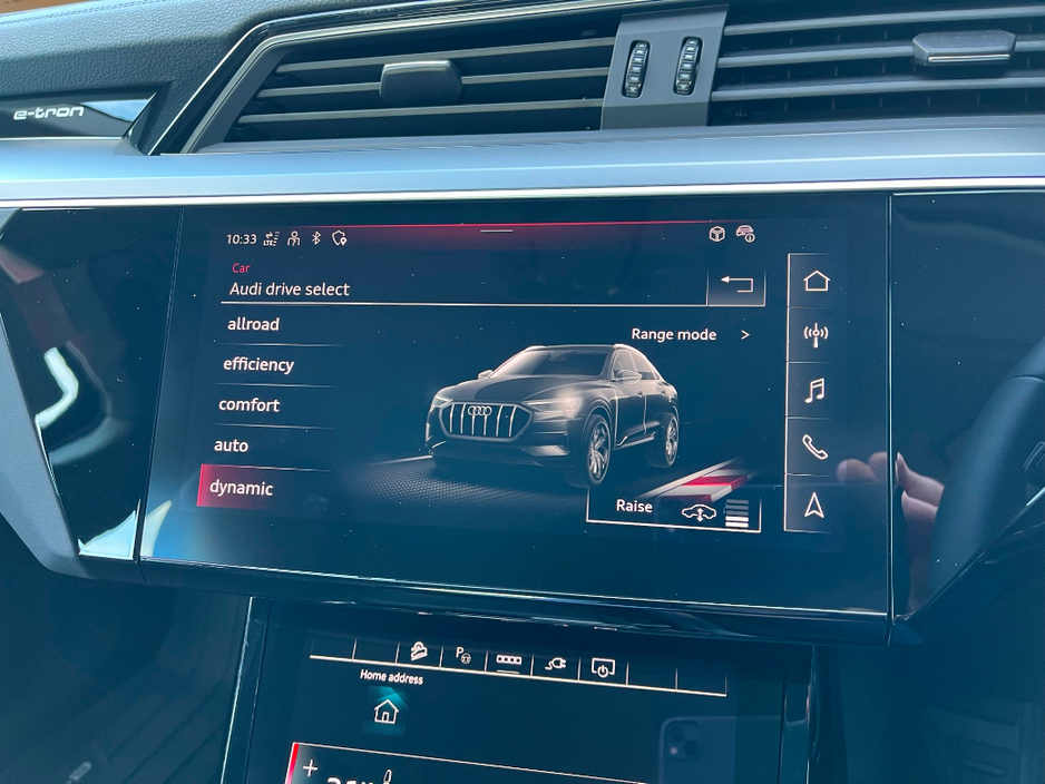 2023 Audi e-tron - image 28