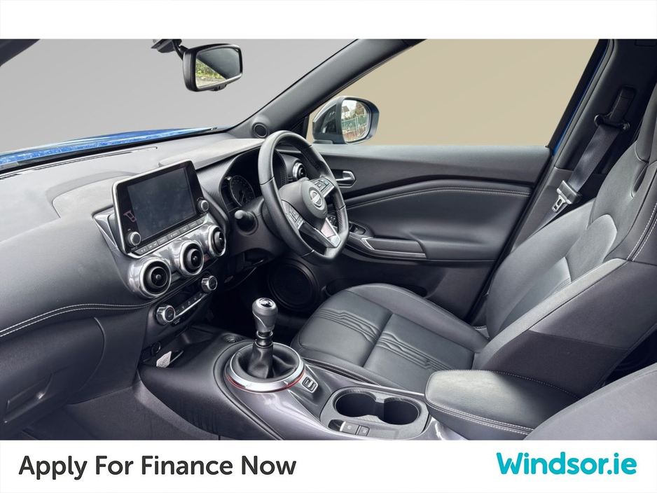 2025 Nissan Juke - image 4