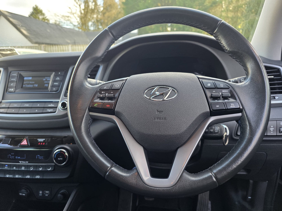 2016 Hyundai Tucson - image 15