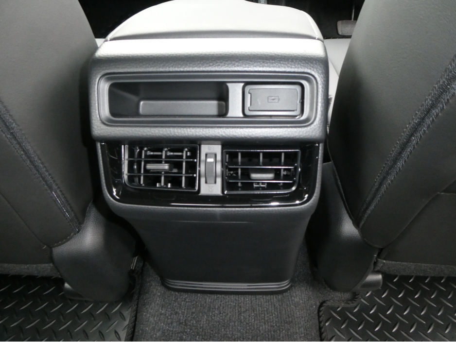 2026 Isuzu D-MAX LSE WITH ROLLER TOP