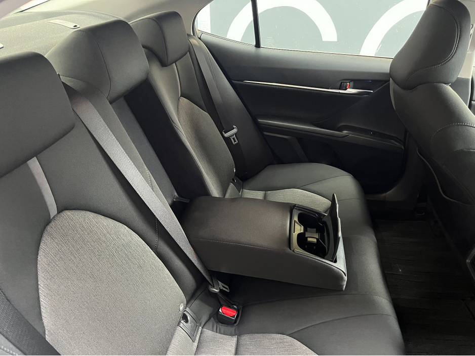 2023 Toyota Camry - image 13