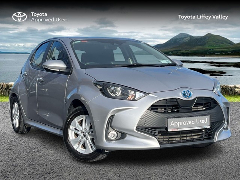2023 Toyota Yaris 1.5 HYBRID LUNA 4DR AUTO €23,950