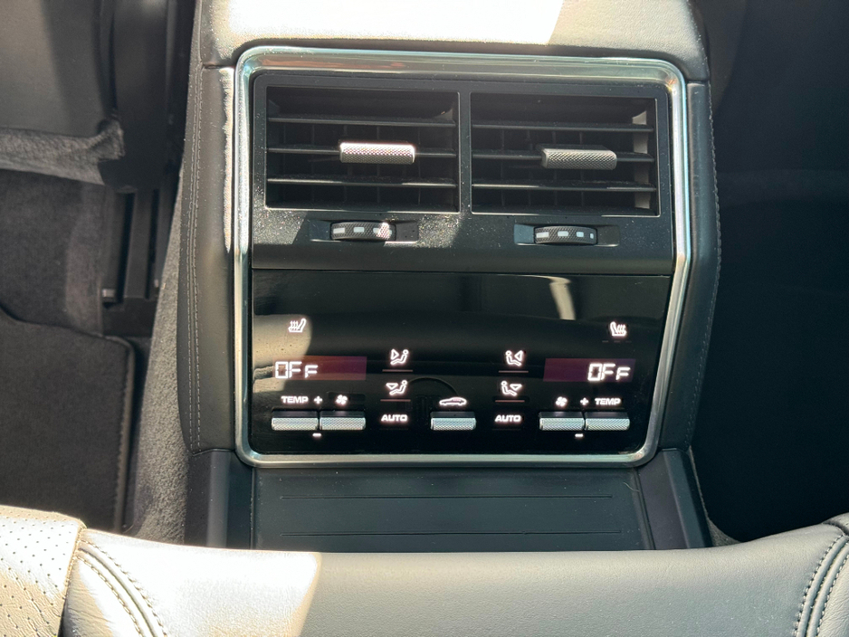 2018 Porsche Panamera SPT Turismo E HYB €62,884