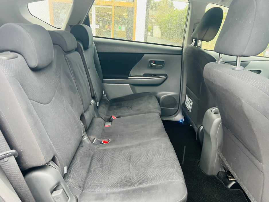 2014 Toyota Prius+ - image 18