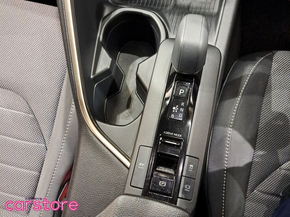 2024 Toyota C-HR 1.8 HYBRID SOL €36,880