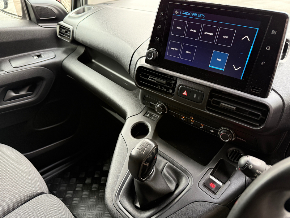 2019 Peugeot Partner PROF PLUS 1.6 HDI FSH €11,950