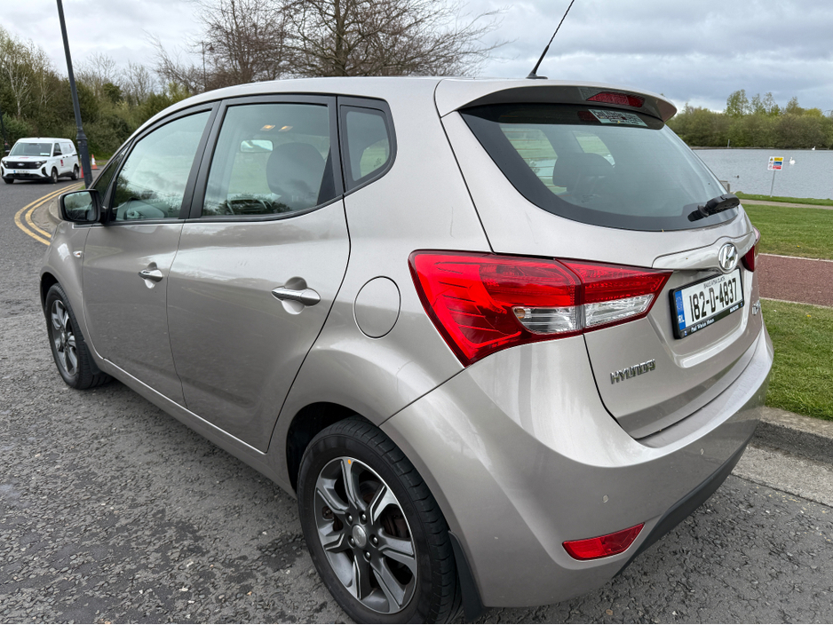 2018 Hyundai ix20 - image 6