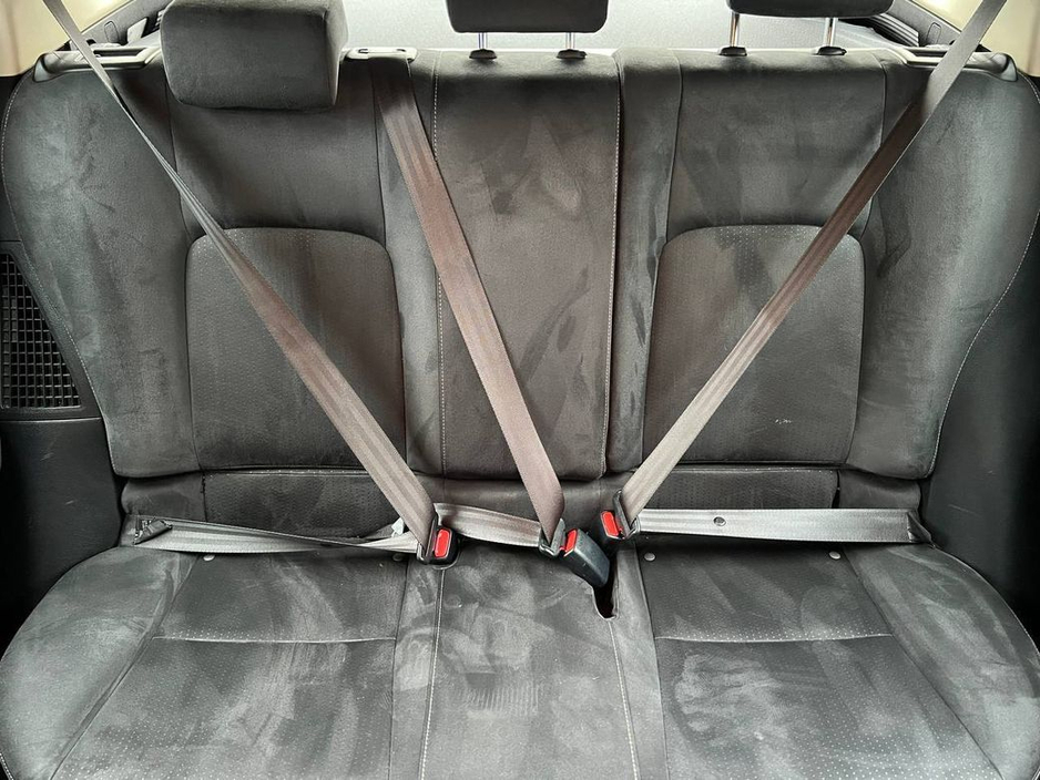 2018 Lexus CT 200 h - image 12