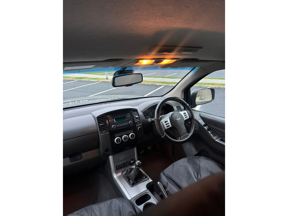 2013 Nissan Navara 2.5 DCI TEKNA 4DR €9,950