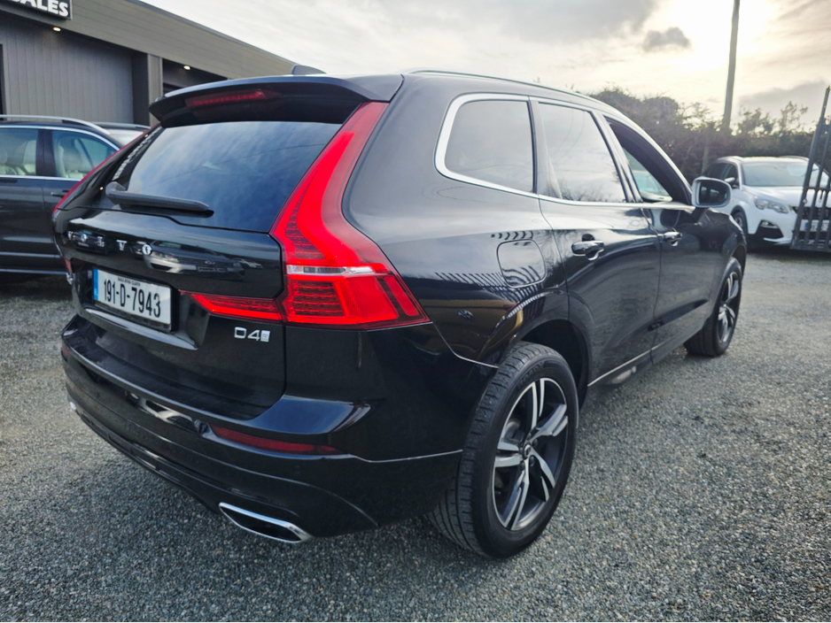 2019 Volvo XC60 - image 5
