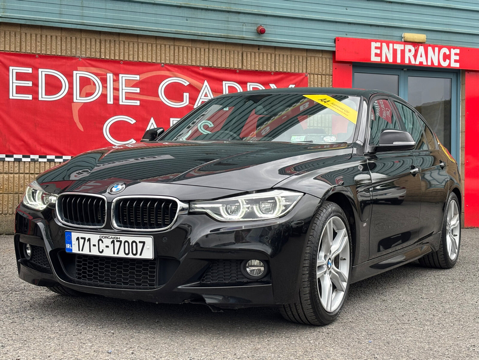 2017 BMW 3 Series - image 2