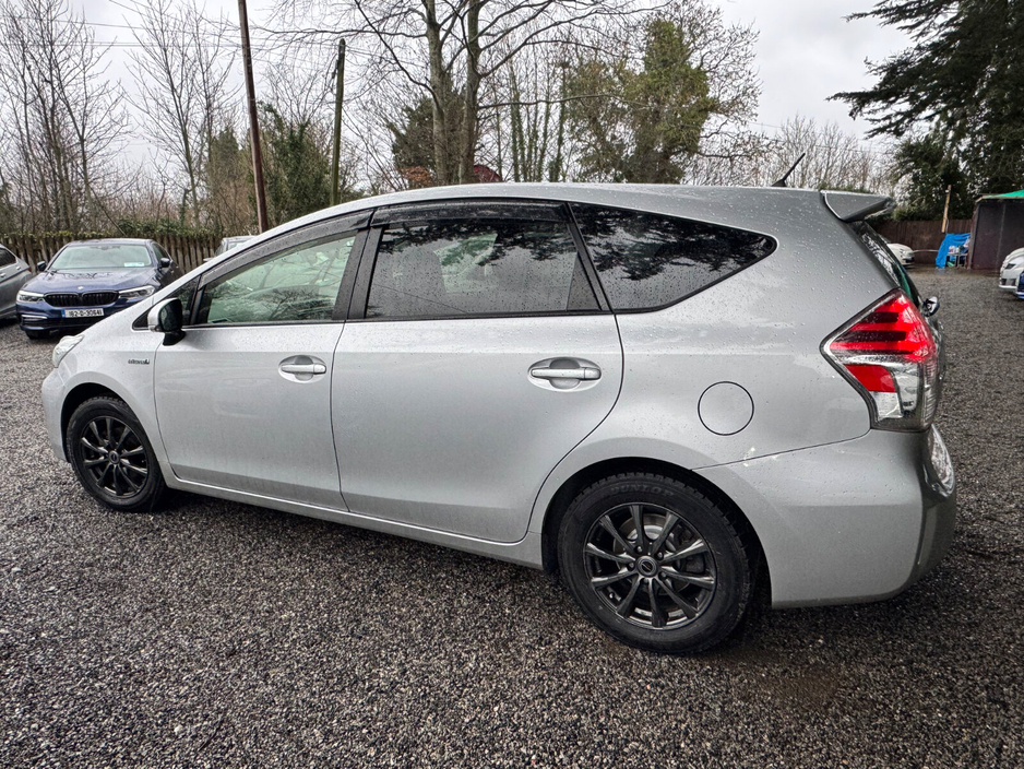 2020 Toyota Prius - image 21