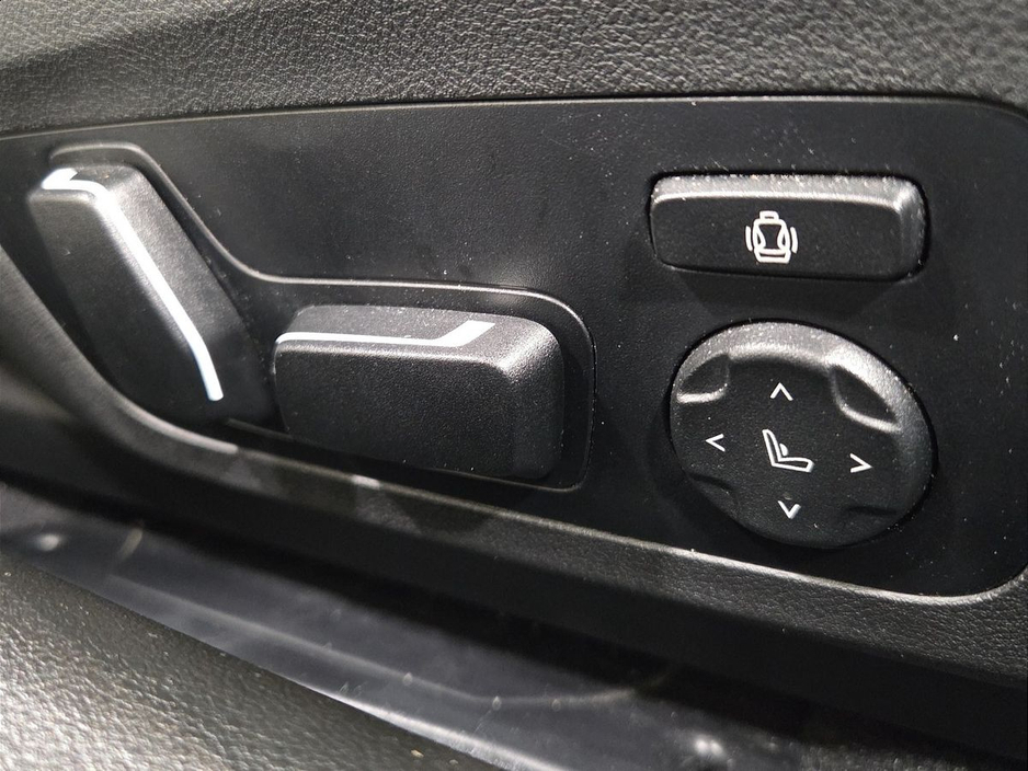 2025 BMW M2 - image 27