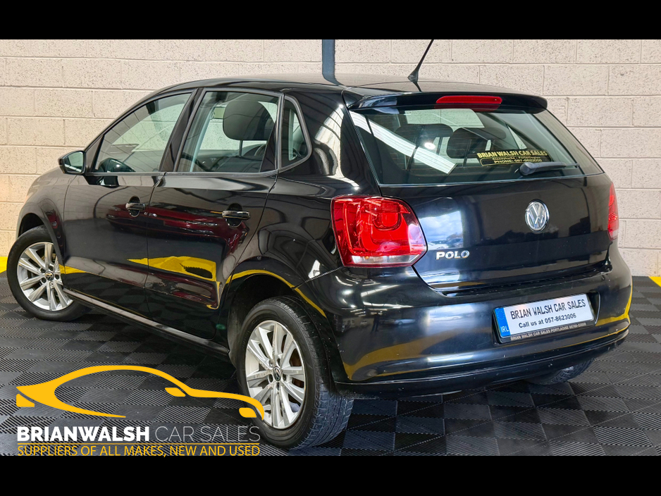 2014 Volkswagen Polo - image 2