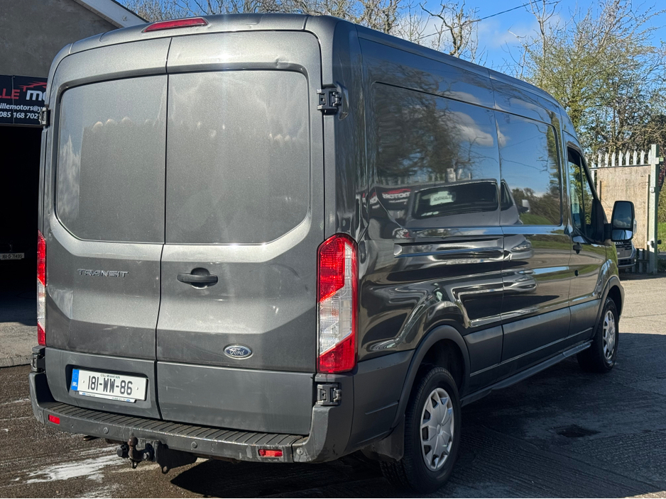 2018 Ford Transit - image 5