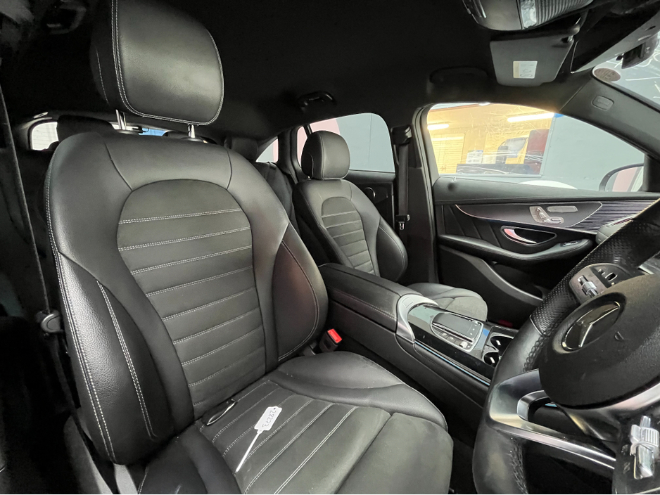 2021 Mercedes-Benz EQC - image 13