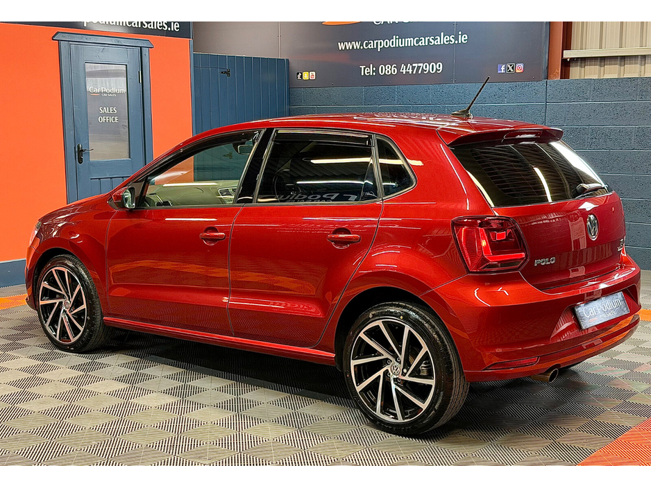 2016 Volkswagen Polo - image 15