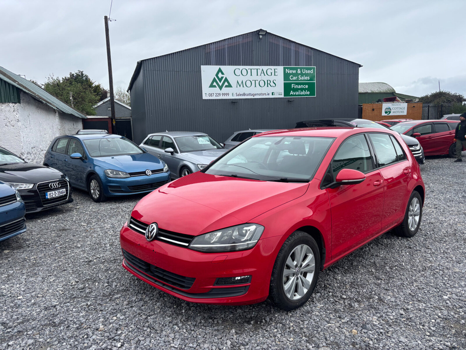 2015 Volkswagen Golf - image 10