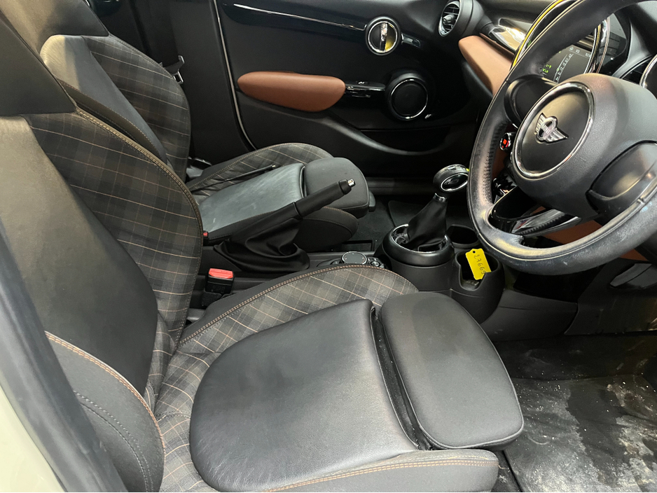 2017 MINI Cooper €15950! 2017 MINI COOPER 5DOORS 1.5 AUTOMATIC €15,950