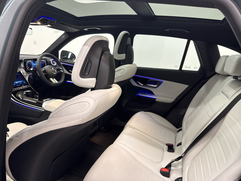 2026 Mercedes-Benz GLC Class - image 4