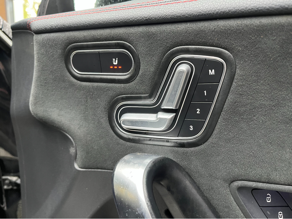 2020 Mercedes-Benz CLA Class €27950 2020 MERCEDES-BENZ CLA200D AMG LINE 2.0 AUTOMATIC / CRUISE CONTROL / 360° PARKING CAMERA / ELECTRIC MEMORY & HEATED SEATS / PADDLE SHIFTERS / AMBIENT LIGHTS €27,950