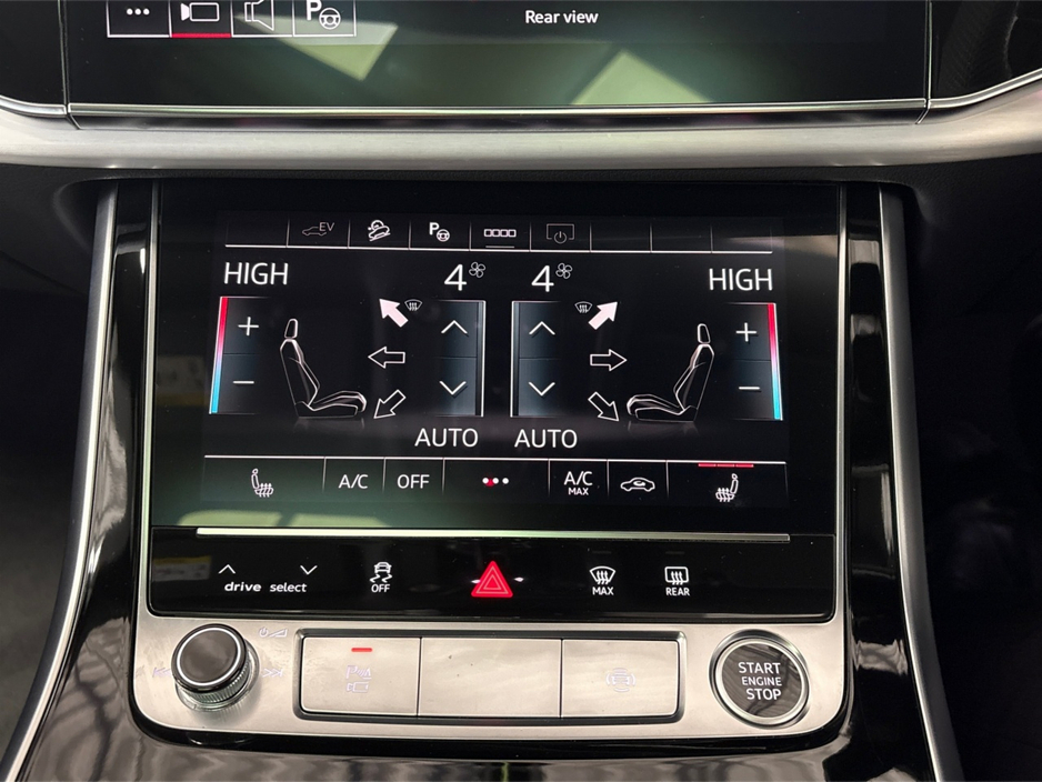 2025 Audi Q8 60 TFSIE 490PS**PANORMAIC ROOF**23" ALLOYS**MAXTON DESIGN BODYKIT**GREY LEATHER INTERIOR**FRONT HEATED ELECTRIC MEMORY SEATS**AMBIENT LIGHTING**REVERSE CAMERA**PARKING SENSORS**TOUCHSCREEN CLIMATE** €94,995