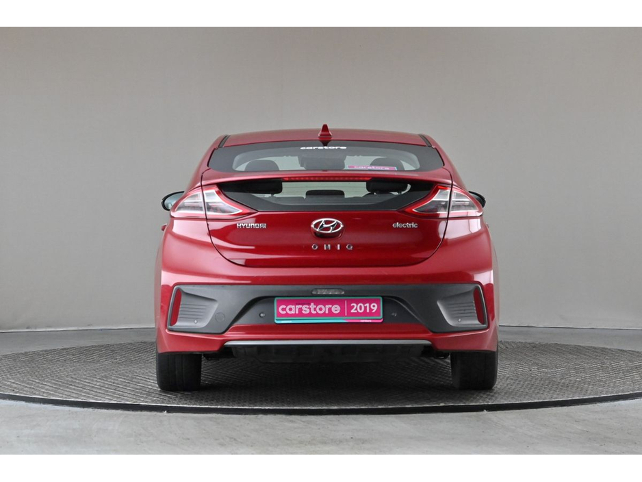 2019 Hyundai Ioniq - image 8