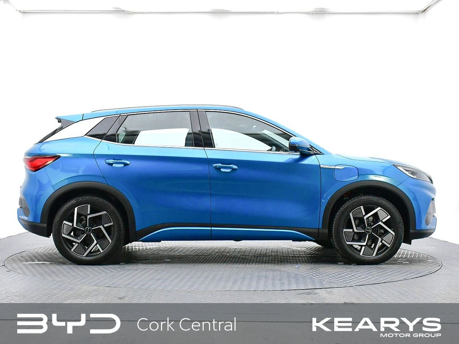 2024 BYD ATTO 3 - image 5