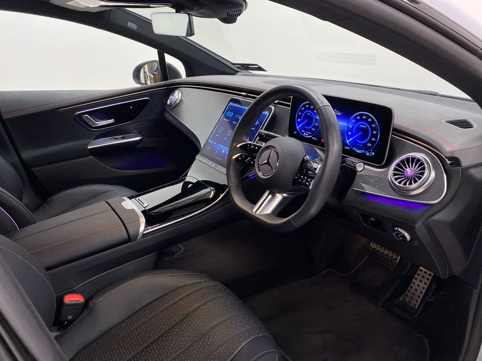 2025 Mercedes-Benz EQE - image 9