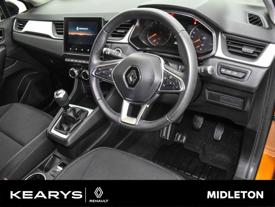 2020 Renault Captur TCe 100 Iconic. Low Kms €16,990