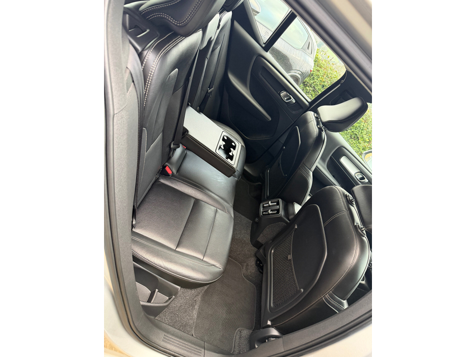 2018 Volvo XC40 D4 AWD MOMENTUM AT 5DR AU AUTO €25,950