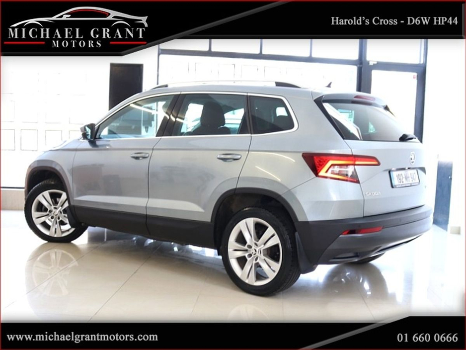 2019 Skoda Karoq - image 5