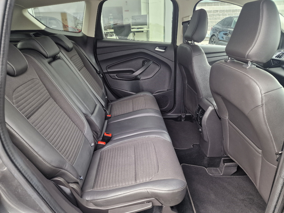 2018 Ford Kuga - image 18