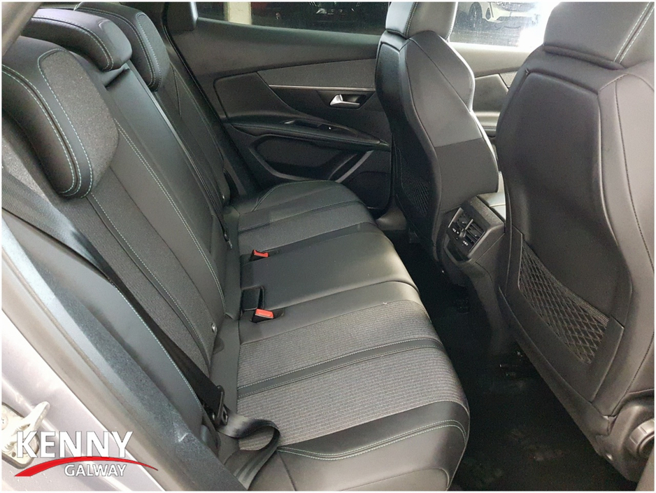 2022 Peugeot 3008 - image 31