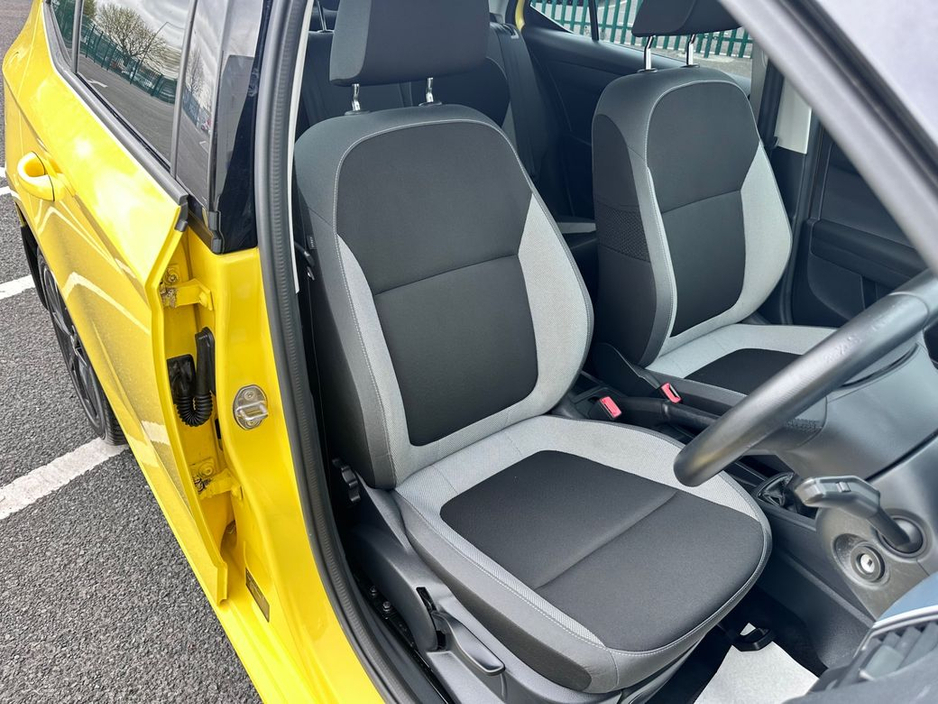 2016 Skoda Fabia - image 11