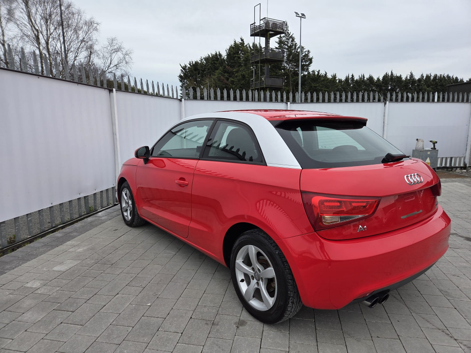 2012 Audi A1 - image 7