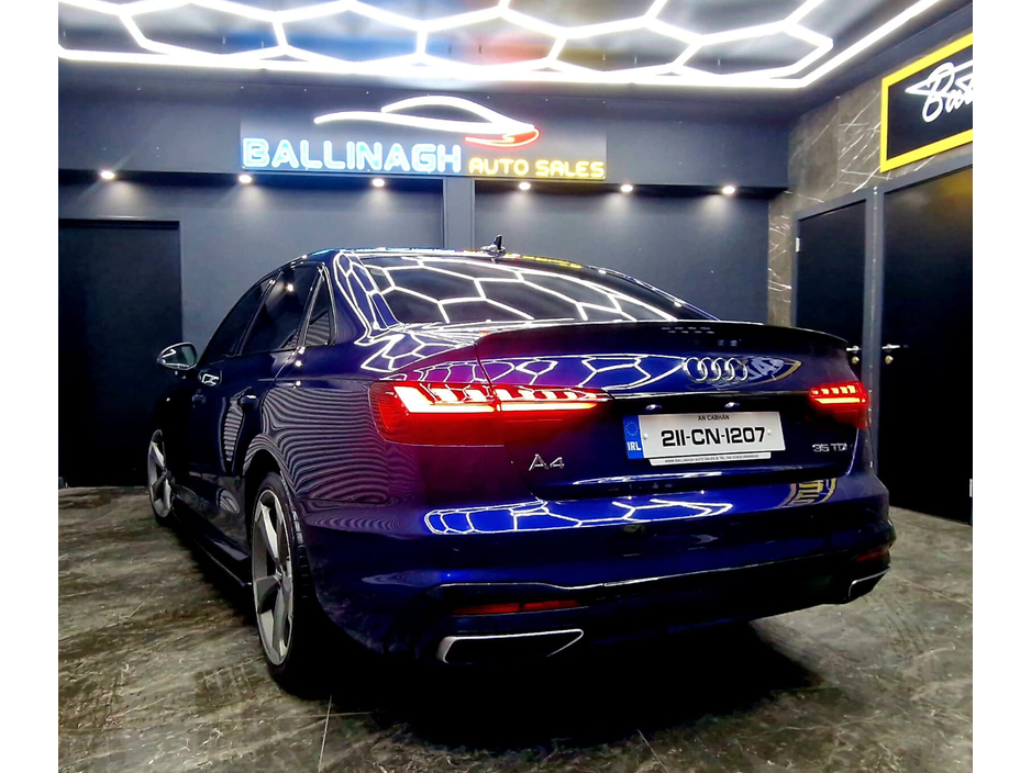 2021 Audi A4 - image 12