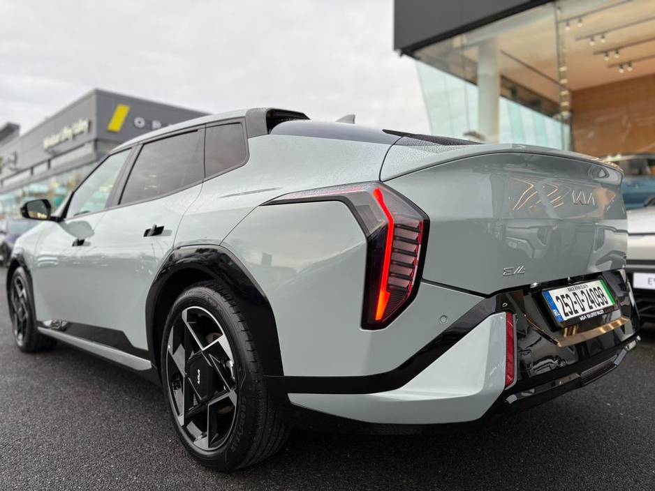 2025 Kia EV4 Fastback GT Line (612km Range) (Finance available at 3.9% apr) €48,995